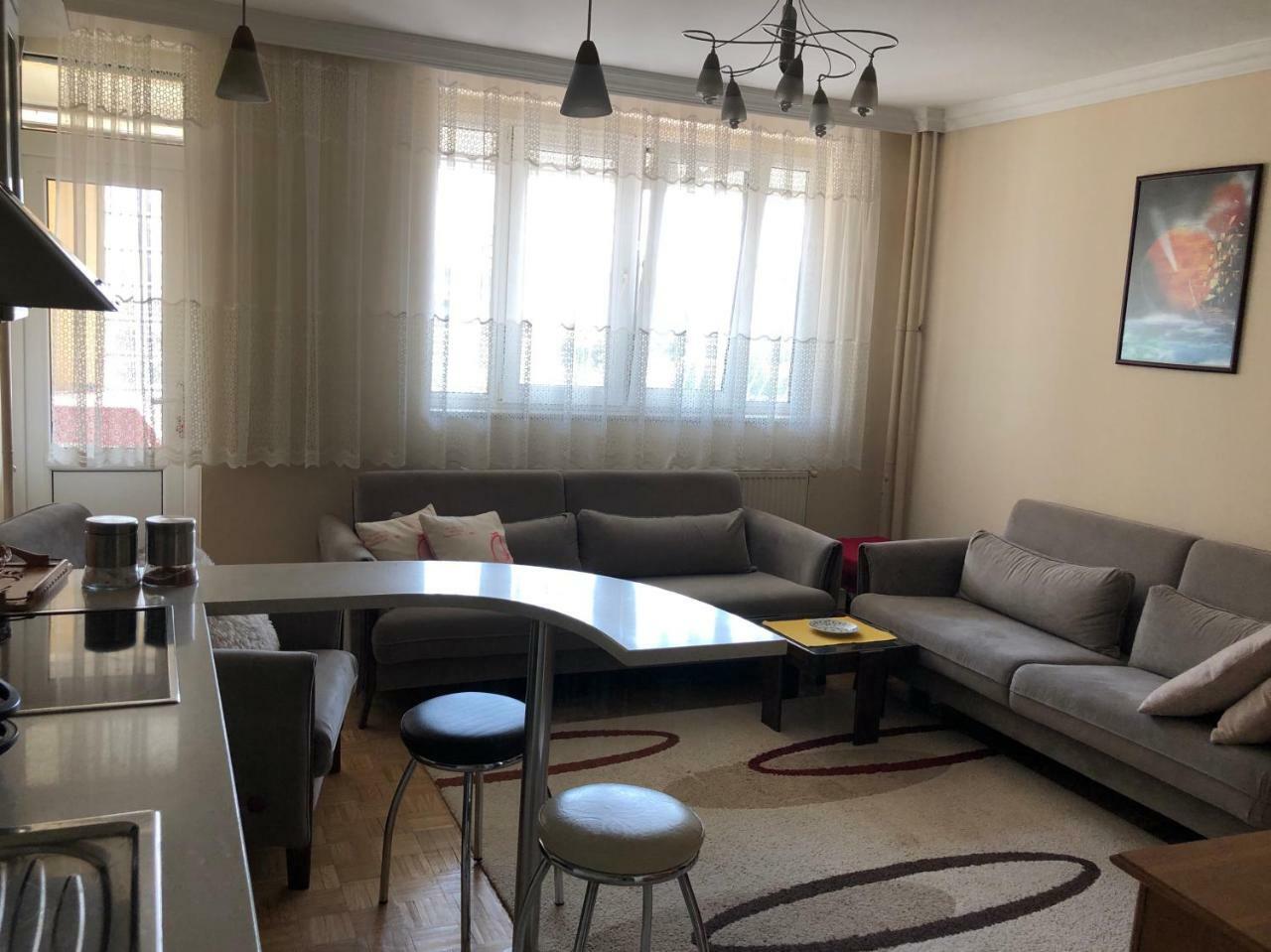 Ulpiana Apartment Приштина Экстерьер фото